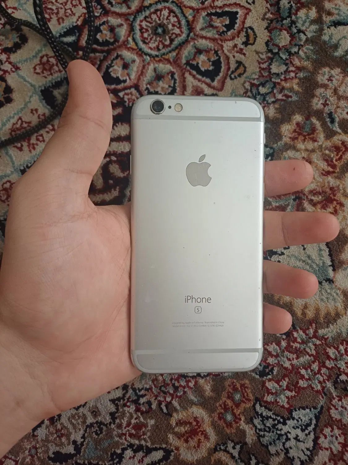اپل iPhone 6s با حافظهٔ ۳۲ گیگابایت|موبایل|تهران, گلچین|دیوار