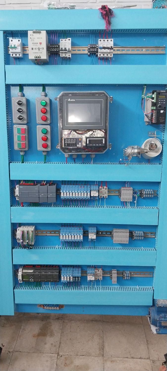 برقکارصنعتی ساختمان تعمیر دستگاها به صورت تخصصی|خدمات پیشه و مهارت|خرم‌آباد, |دیوار