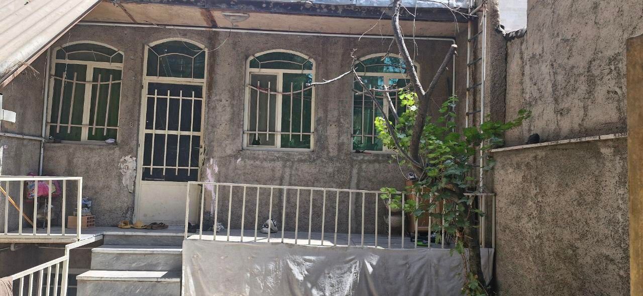 حیاط۱۱۳متری،گرمدره فروش یامعاوضه با آپارتمان|فروش خانه و ویلا|گرمدره, |دیوار