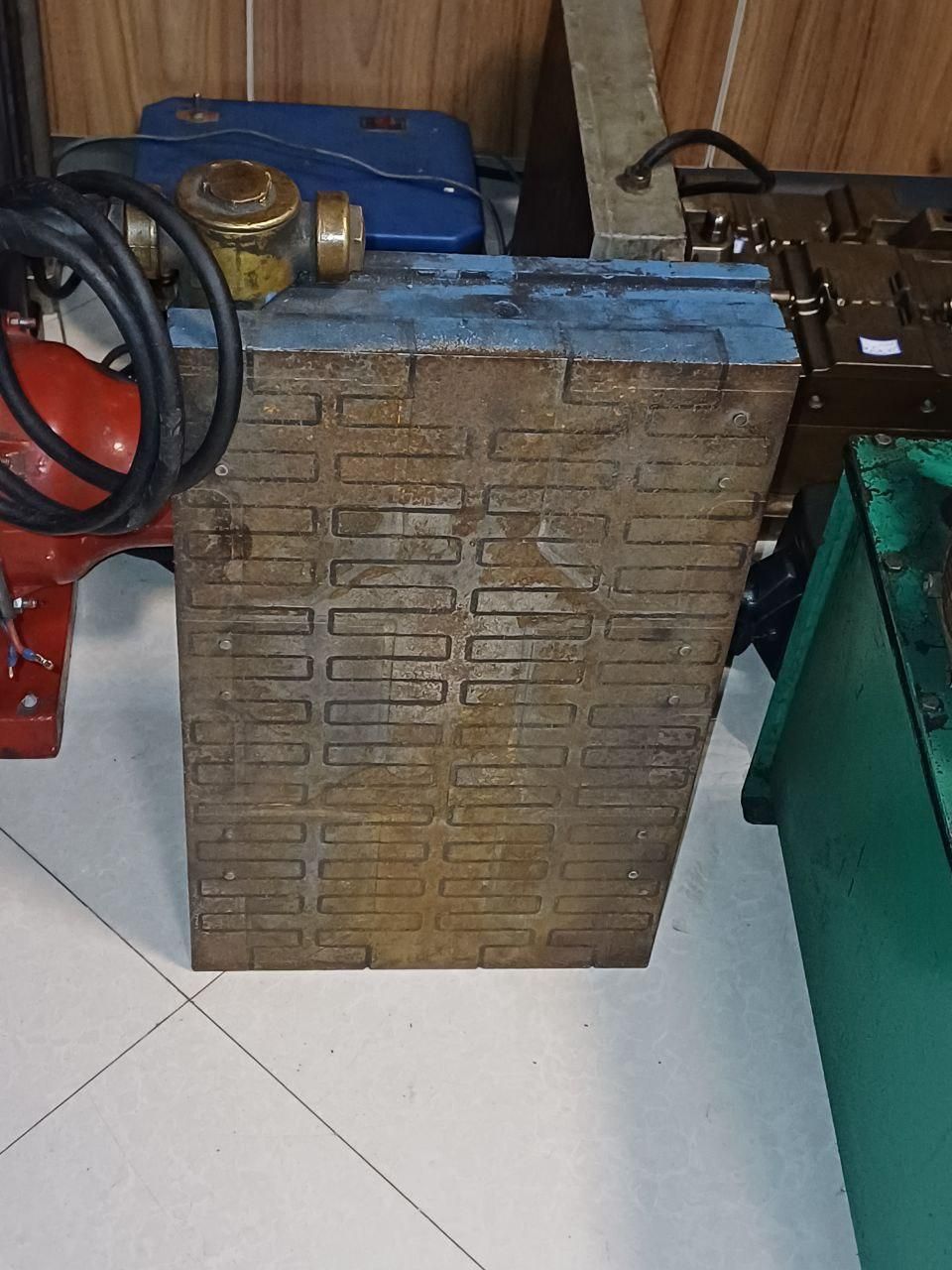 2 عدد میز مگنت برقی آلمانی 50×40 و 30×40|ماشین‌آلات صنعتی|پاکدشت, |دیوار