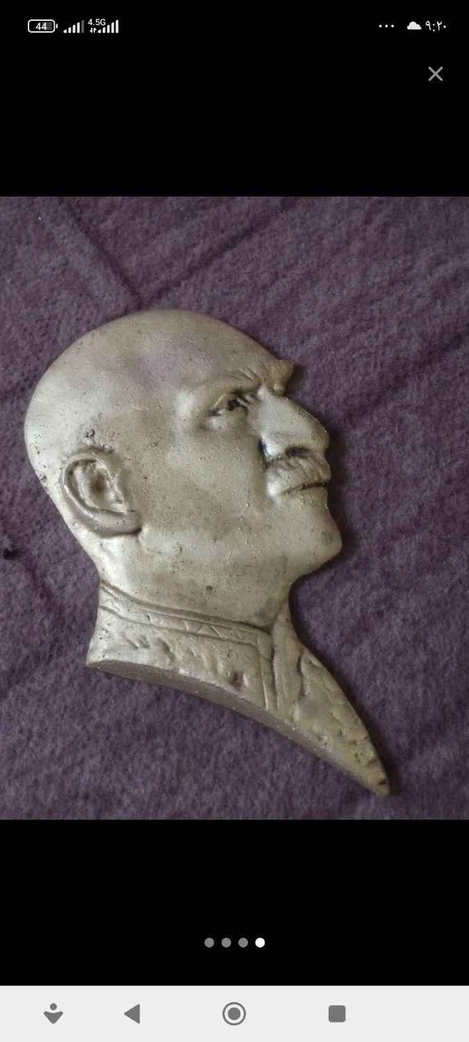 تندیس برنز شاه و تاج پهلوی|کلکسیون اشیاء عتیقه|ارومیه, |دیوار