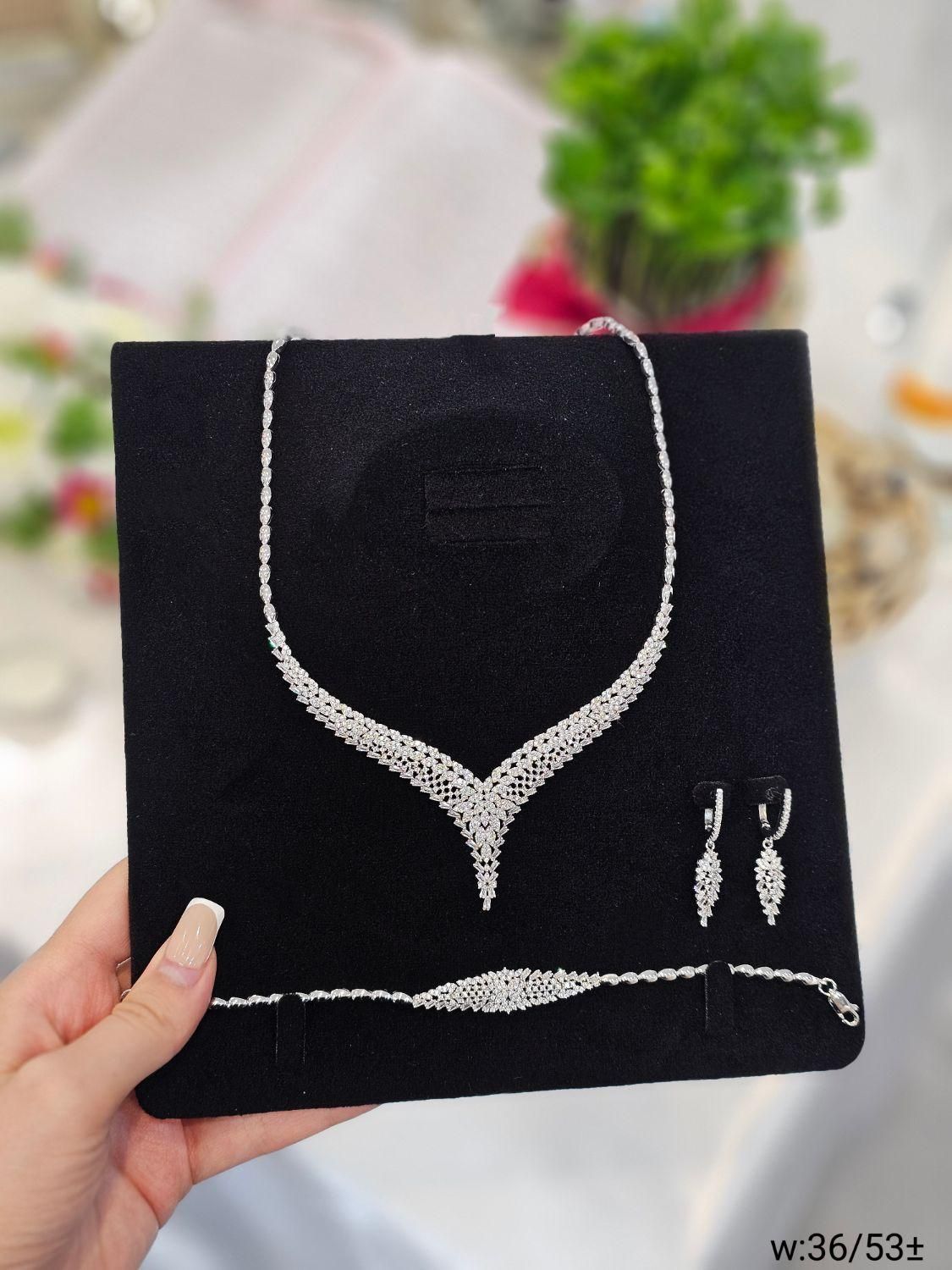 سرویس نقره مخصوص عروس بدون مو زدن با طلا|بدلیجات|تبریز, |دیوار