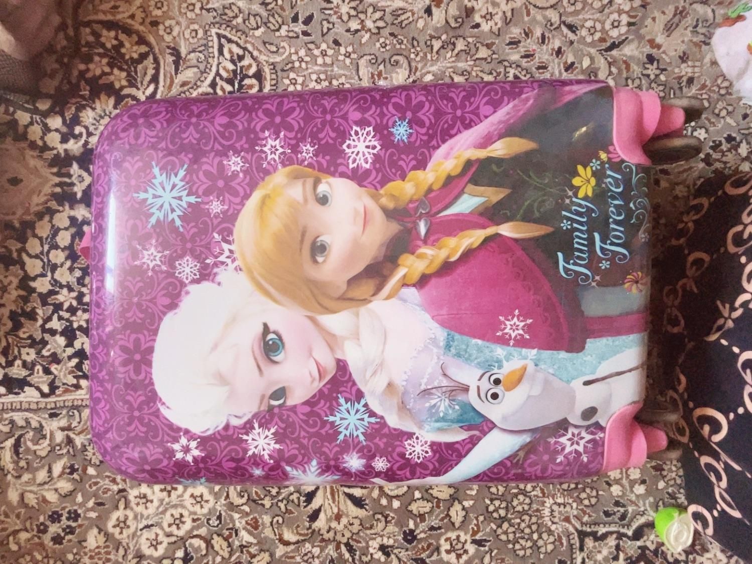 چمدان کودکانه در حد نو|کیف، کفش، کمربند|شاهین‌شهر, اقبال لاهوری|دیوار