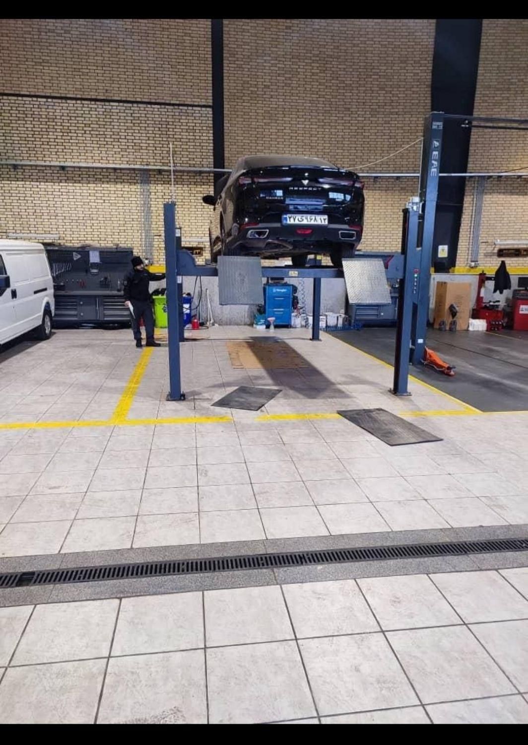 مرکز فروش انواع جک دوستون قیچی و چهارستون|ماشینآلات صنعتی|مشهد, طرق|دیوار