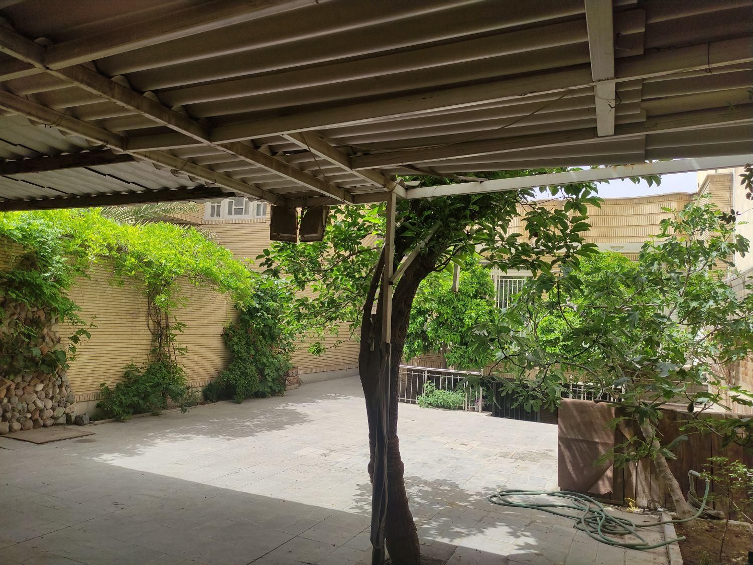 اجاره روزانه/هفتگی /ماهانه/آپارتمان مرکز شهر 33پل|اجارهٔ کوتاه‌مدت آپارتمان و سوئیت|اصفهان, خلجا|دیوار