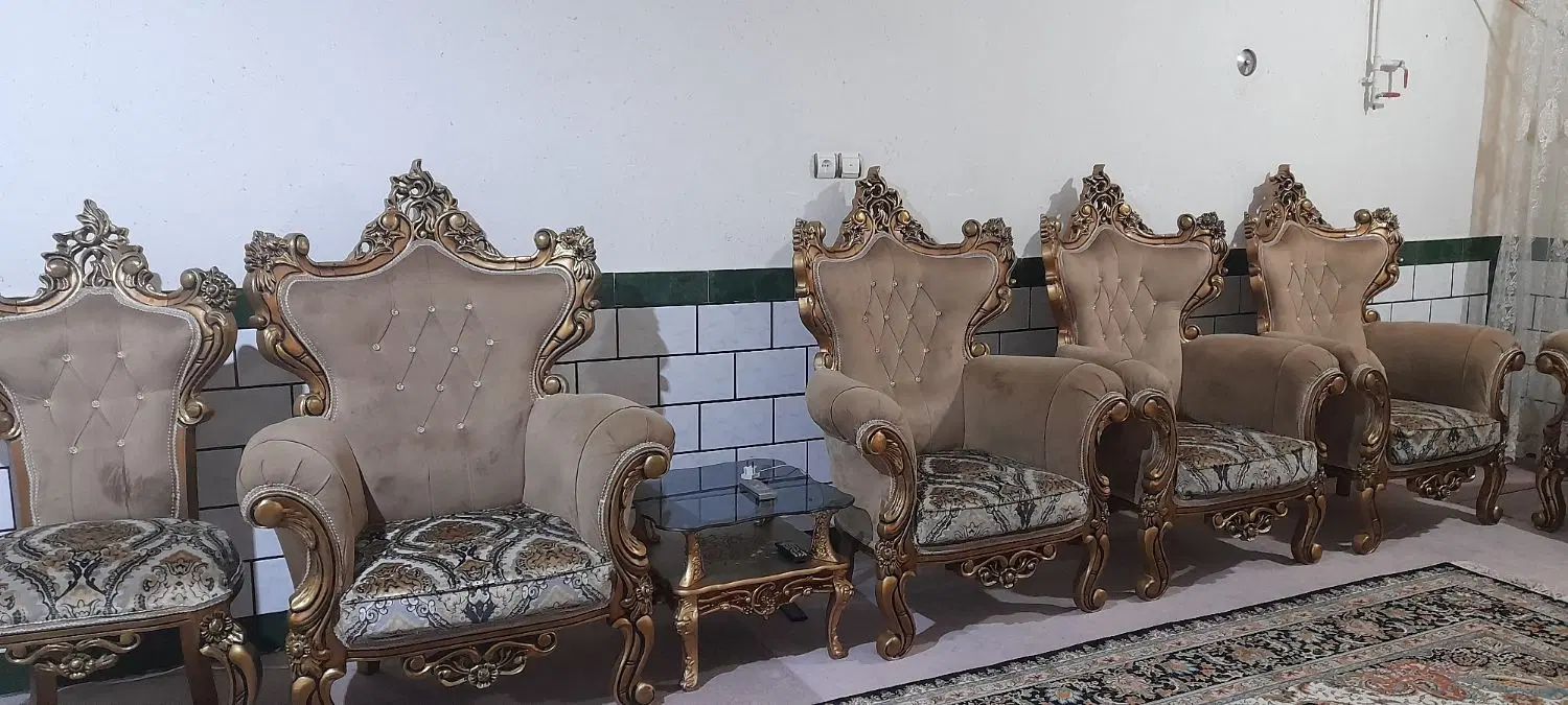 مبلمان ۹نفره  مدل تاج عروس  چوب راش همراه گل میز|مبلمان خانگی و میز عسلی|شوشتر, |دیوار