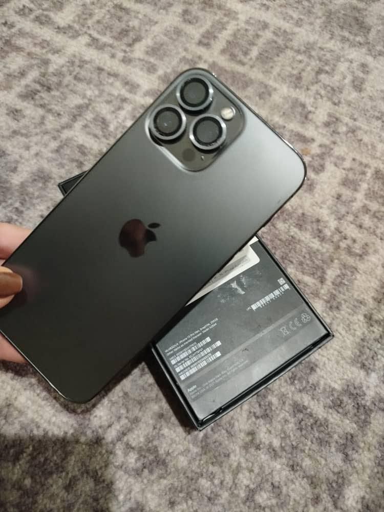 اپل iPhone 13 Pro Max با حافظهٔ ۲۵۶ گیگابایت|موبایل|بوشهر, |دیوار