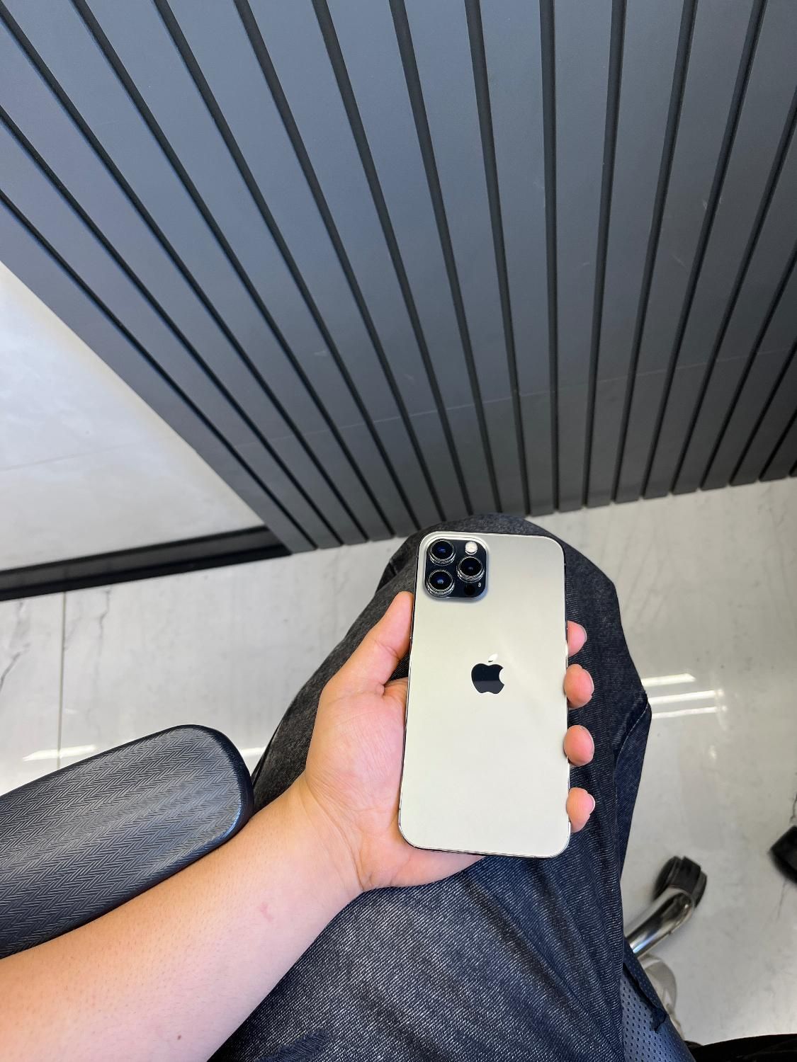 iphone 12promax za|موبایل|قم, زنبیل آباد|دیوار