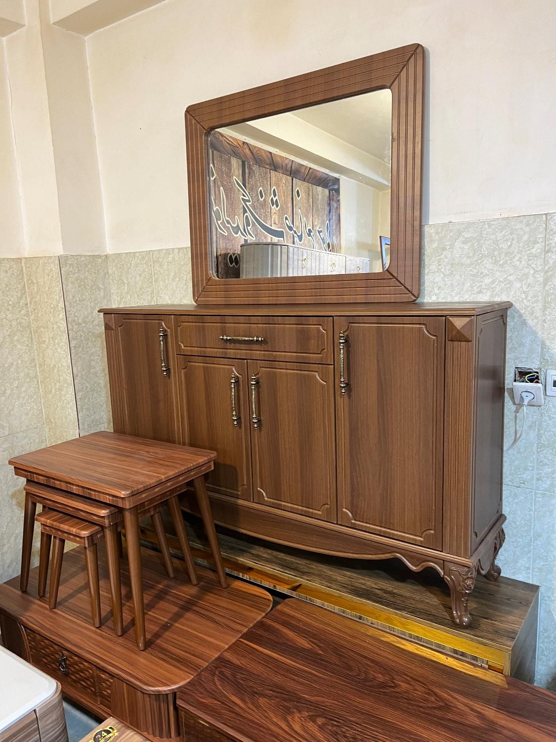 اینه کنسول و میز تی وی کلاسیک میلانو۳۰۹|بوفه، ویترین، کنسول|تبریز, |دیوار