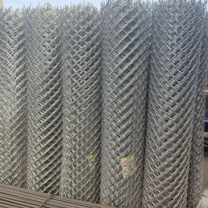 تولیدی فنس و توری حصاری و سیم خاردار|عمدهفروشی|تهران, یافتآباد|دیوار