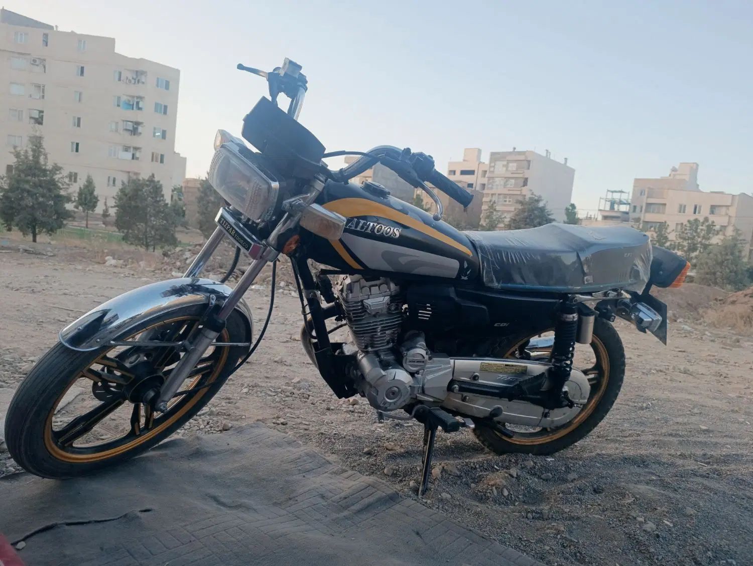 تیزپرتوس250cc|موتورسیکلت|مشهد, چهارچشمه|دیوار