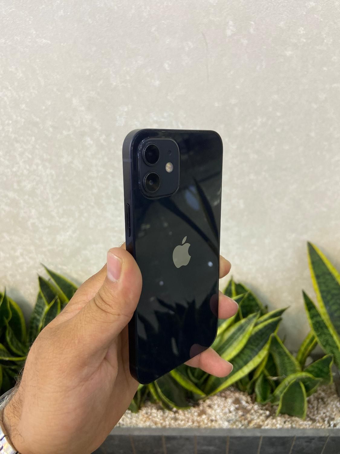 ایفونiPhone 12 نرمال مشکی ۱۲۸za فقط دسته چکتو بیار|موبایل|اصفهان, احمدآباد|دیوار