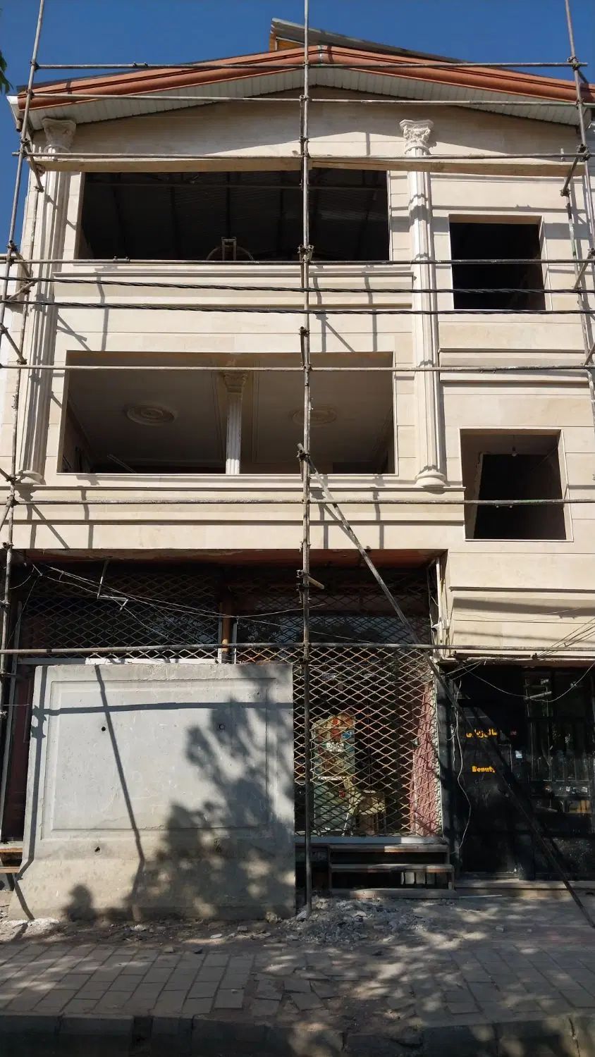 کارگر ساده برای نما ساختمان سنگ سرامیک نیازمندیم|استخدام معماری، عمران و ساختمانی|ابهر, |دیوار