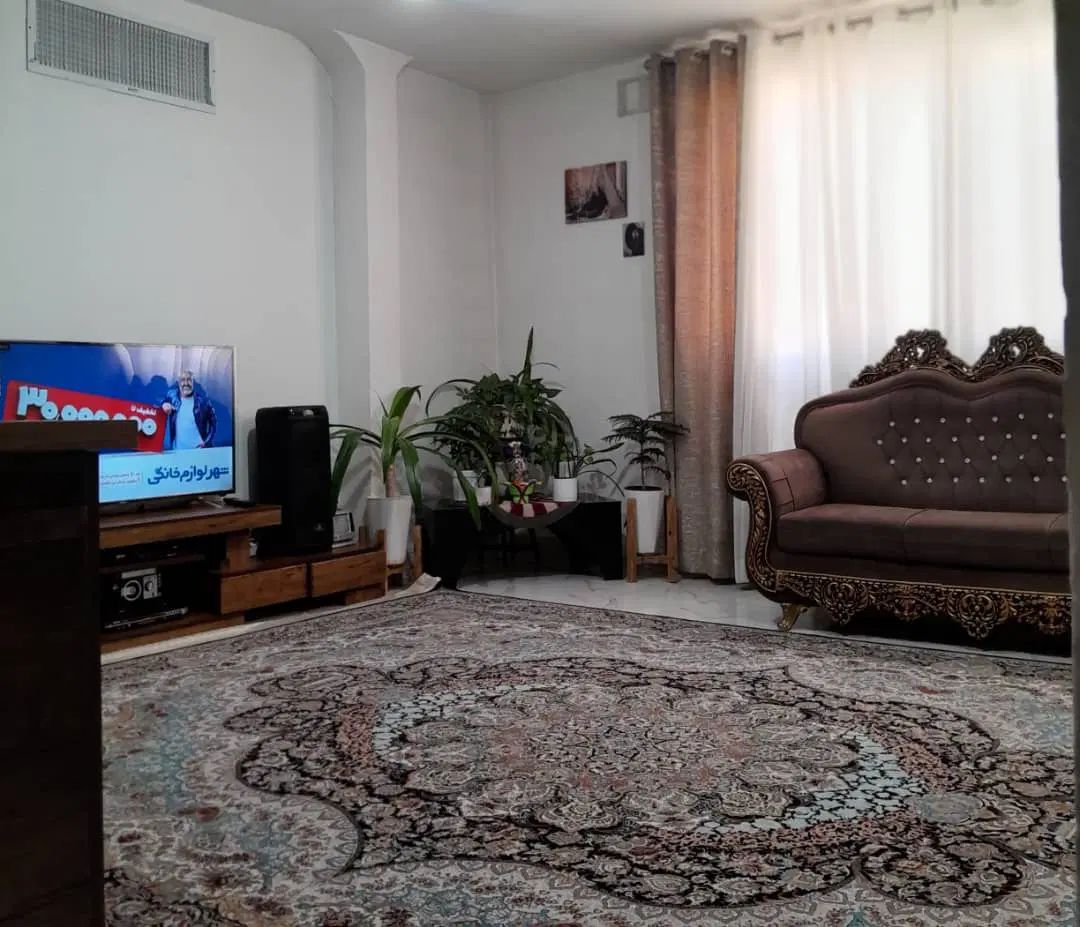 فروش منزل ویلایی دوطبق۸ملیاردامیرکبیر|فروش خانه و ویلا|شیراز, درکی|دیوار