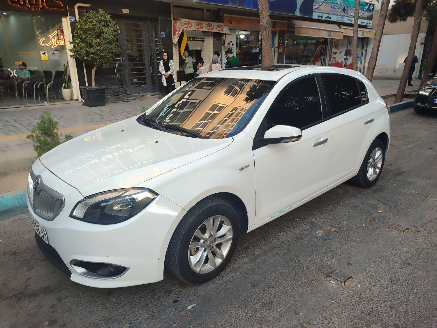 برلیانس H320 اتوماتیک 1500cc، مدل ۱۳۹۶|خودرو سواری و وانت|اصفهان, رزمندگان|دیوار
