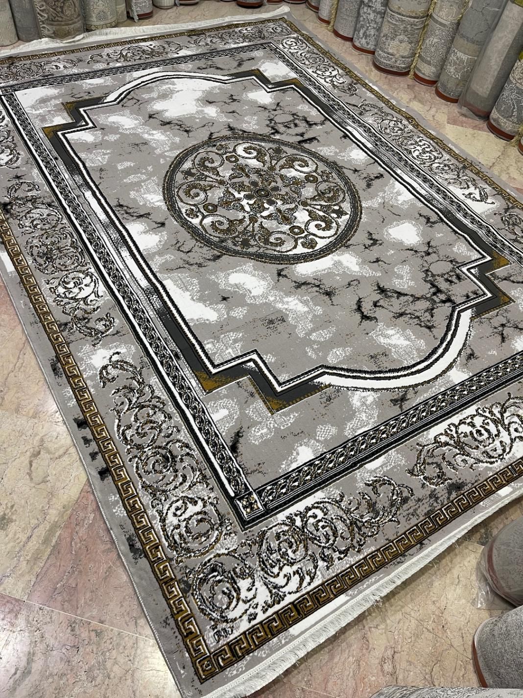 فرش عارف کاشان(۷۰۰شانه|فرش|کرج, عظیمیه|دیوار