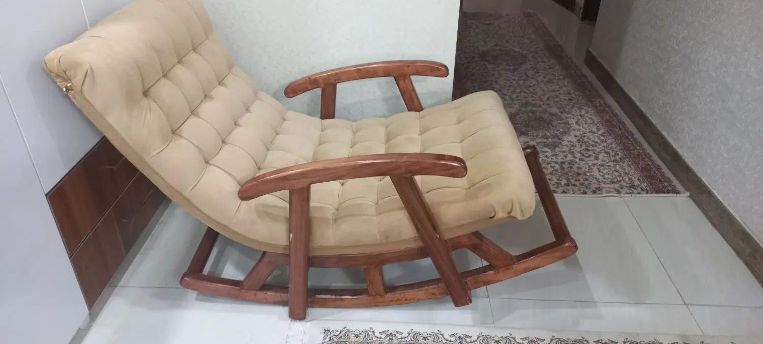 صندلی ریلکس (راحتی)|مبلمان خانگی و میز عسلی|رشت, رودباری|دیوار