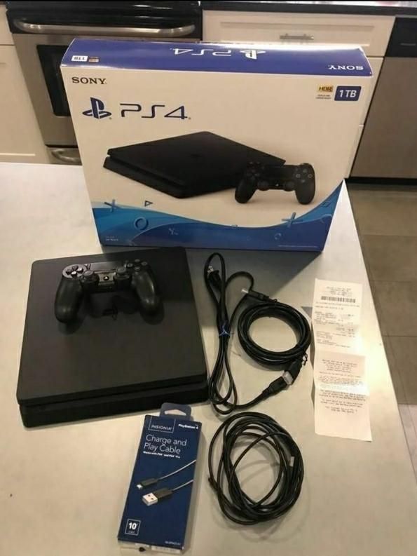 خریدار  PS4 پلی استیشن با دسته|کنسول، بازی ویدئویی و آنلاین|مشهد, ثامن|دیوار
