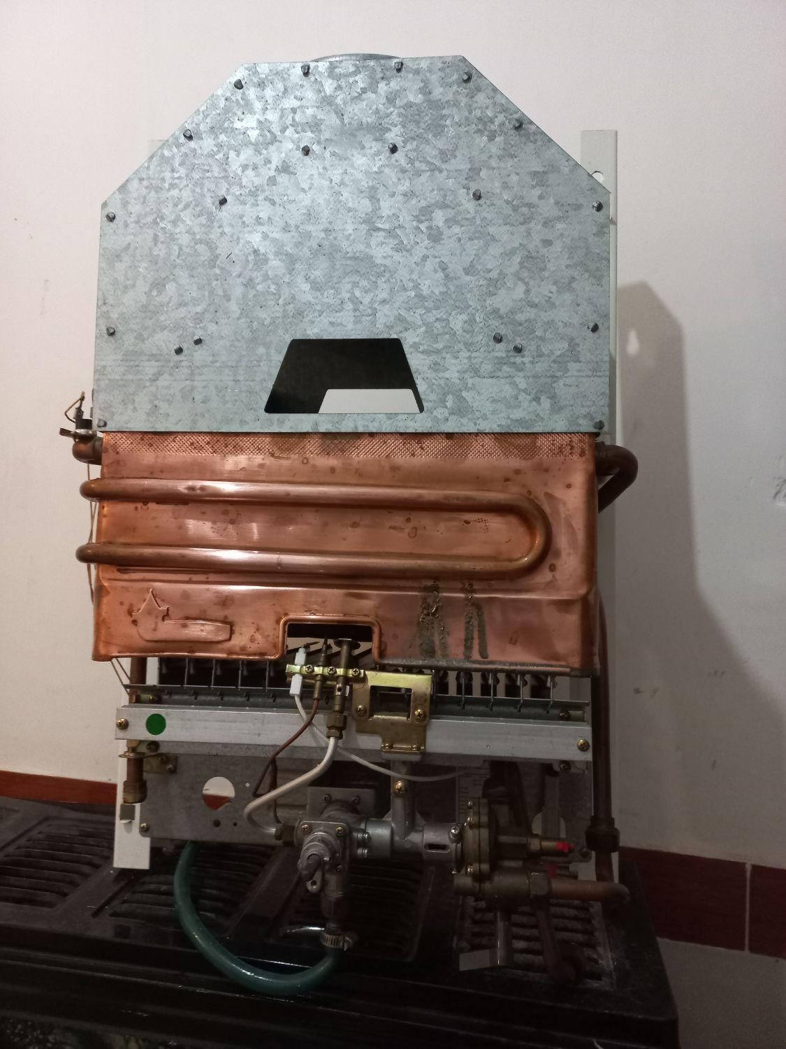 فروش آبگرمکن بوتان ۳۱۱۵و۳۱۱۸|آبگرمکن، پکیج، شوفاژ|لنگرود, |دیوار