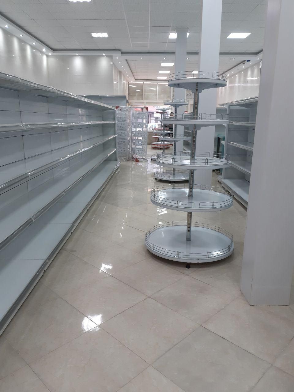 قفسه فروشگاهی ترک سفید|فروشگاه و مغازه|الیگودرز, |دیوار