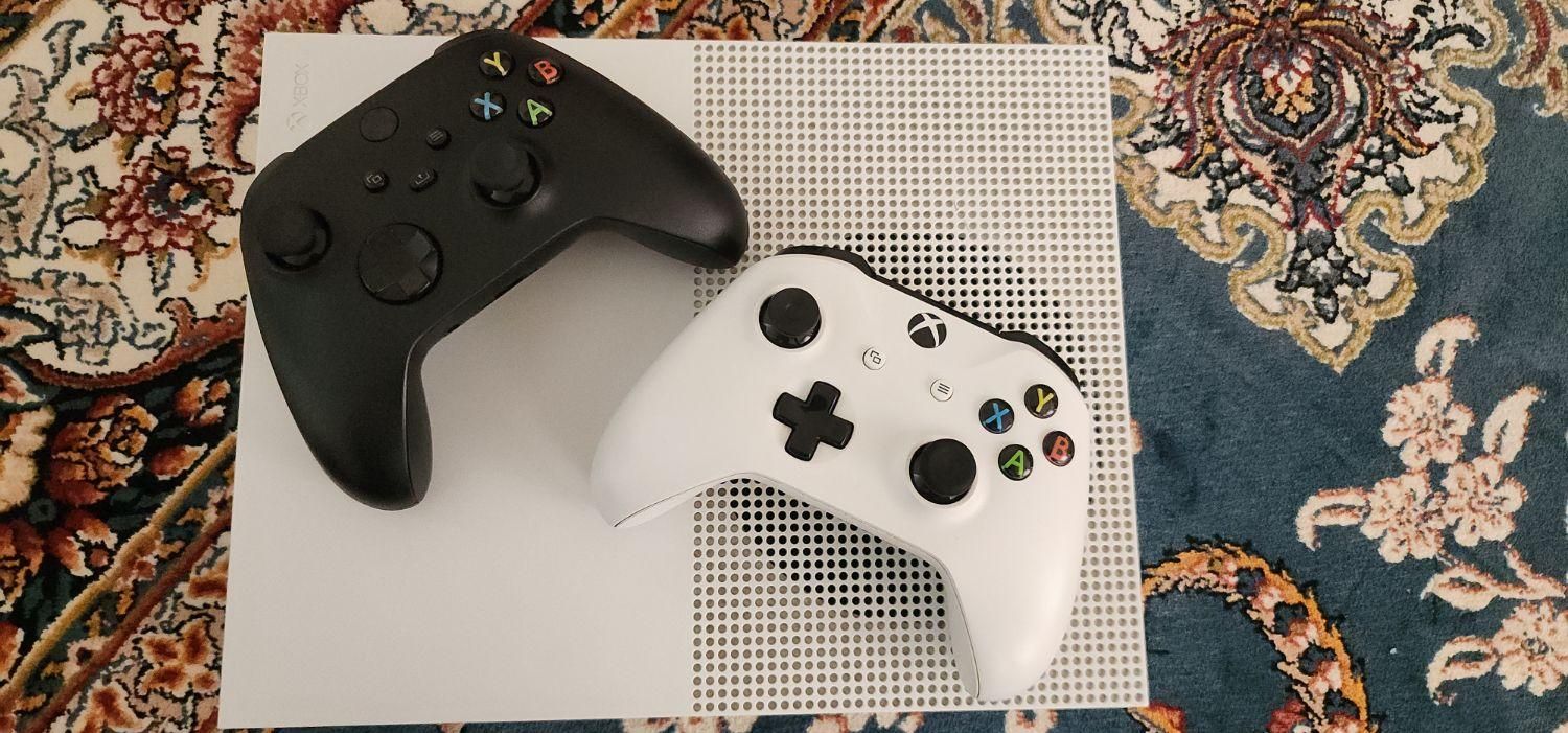 Xbox one دو دسته تمیز (آنلاین)|کنسول، بازی ویدئویی و آنلاین|تهران, تهرانپارس شرقی|دیوار