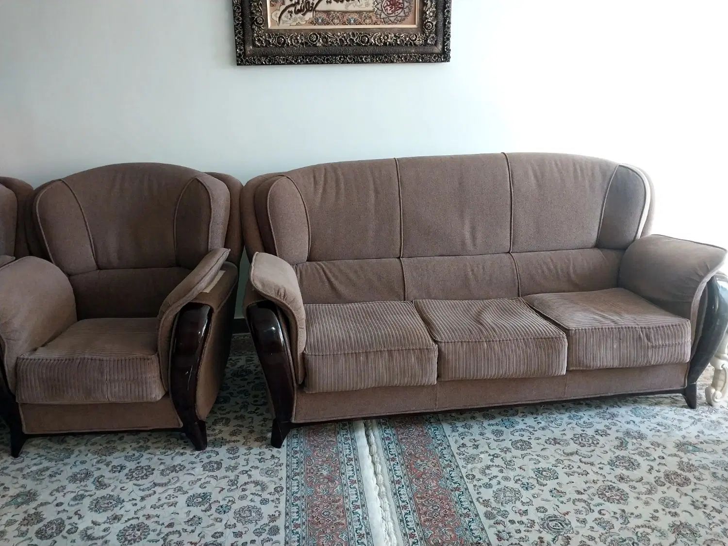 مبل راحتی هفت نفره سالم|مبلمان خانگی و میز عسلی|کرج, باغستان|دیوار