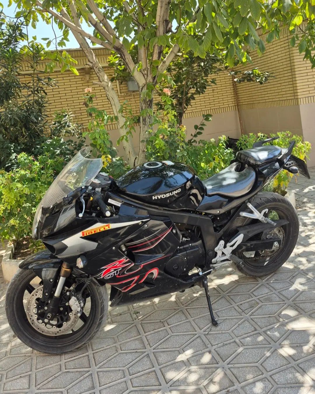 فروش هیوسانگ GT250R.مدل ۸۸.کارکرد ۱۲هزار.تمیز سالم|موتورسیکلت|آباده, |دیوار