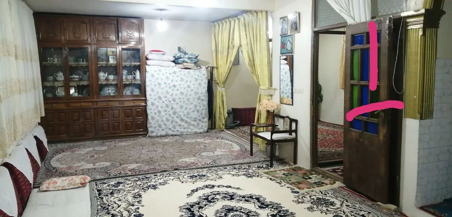 منزل قدیمی قیمت مناسب|اجارهٔ کوتاه‌مدت آپارتمان و سوئیت|مشهد, تلگرد|دیوار