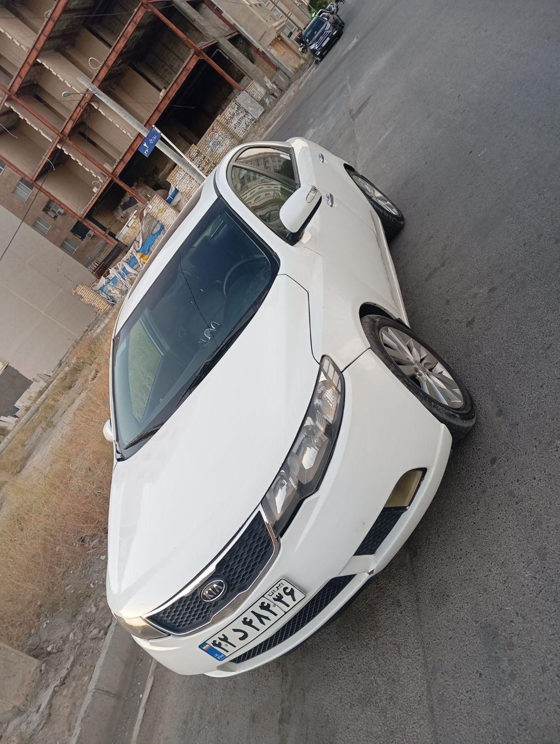 کیا سراتو اتوماتیک 2000cc، مدل ۲۰۱۰ نقد و اقساط|خودرو سواری و وانت|مشهد, دانشجو|دیوار