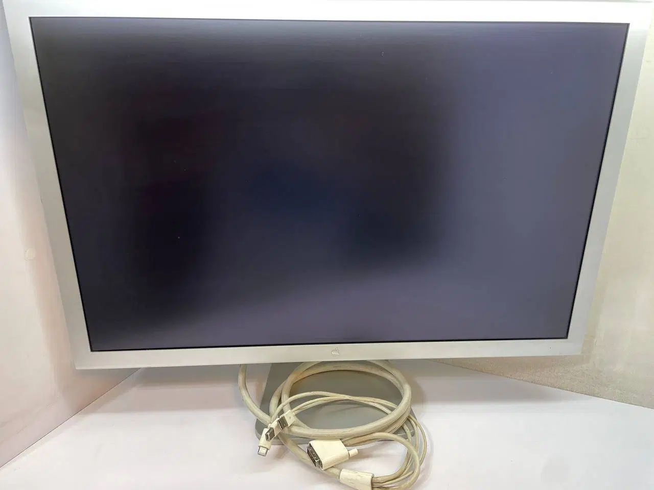 مانیتور APPLE  اینچ 30|قطعات و لوازم جانبی رایانه|تهران, شهرک ولیعصر شمالی|دیوار