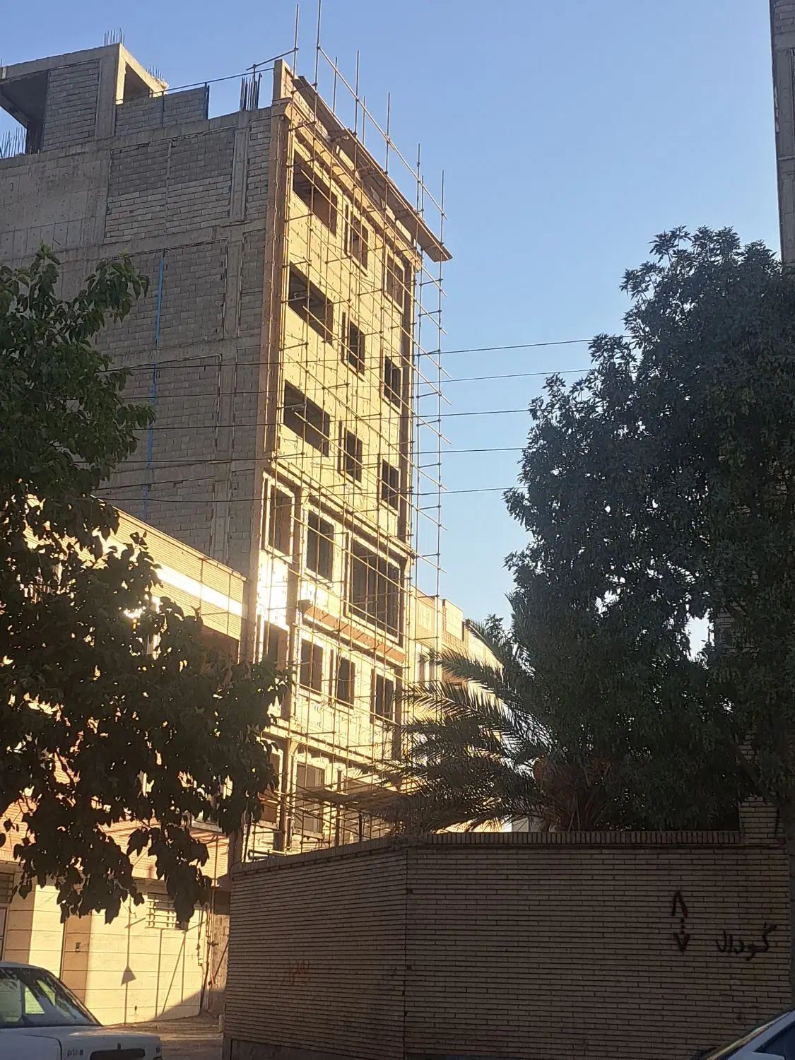 فروش آپارتمان ۱۷۱متری مرکزشهر زیرقیمت|فروش آپارتمان|کرمان, |دیوار
