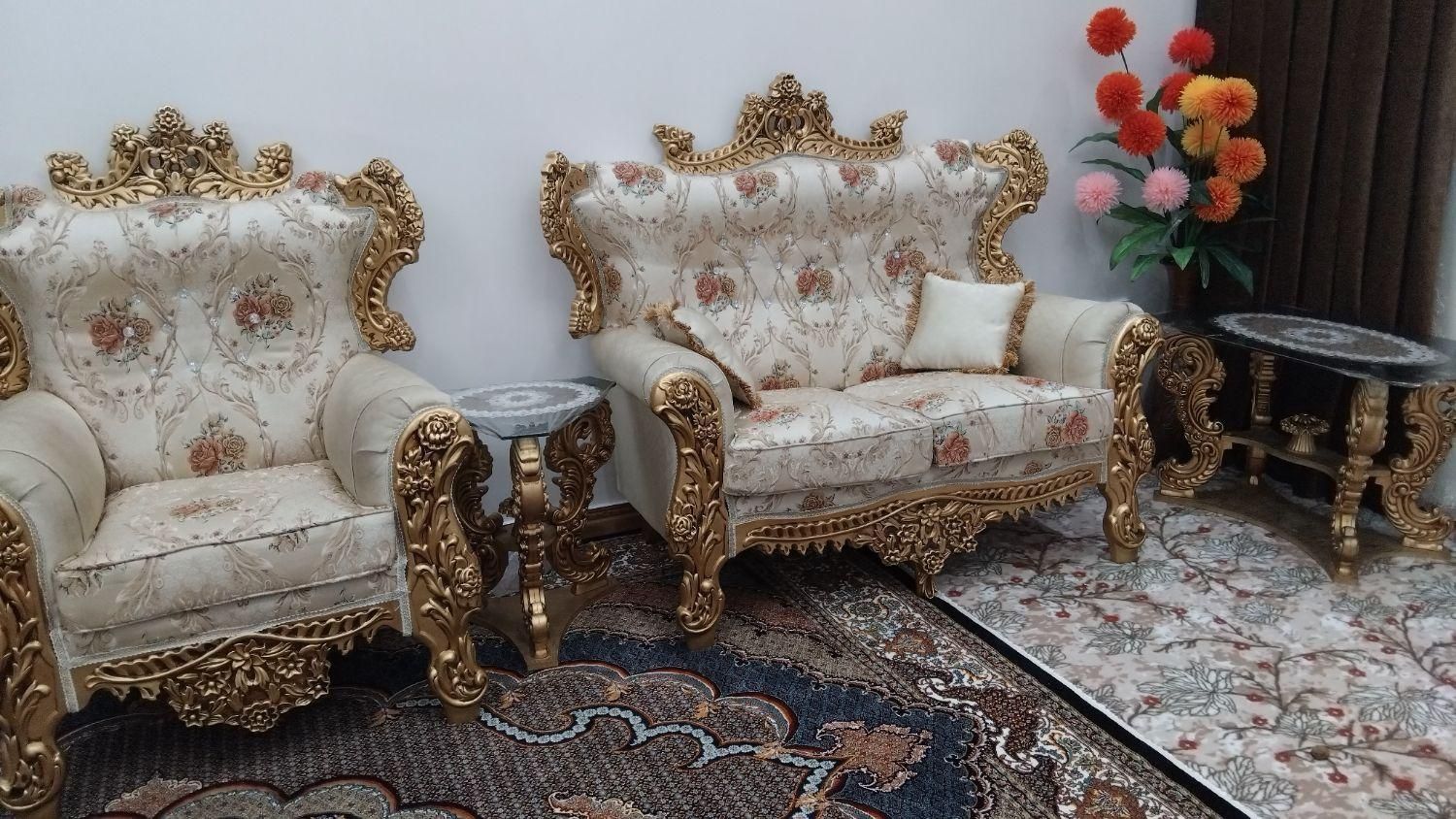 مبل ۹ نفره با عسلی  در حد نو|مبلمان خانگی و میز عسلی|مشگین شهر, |دیوار