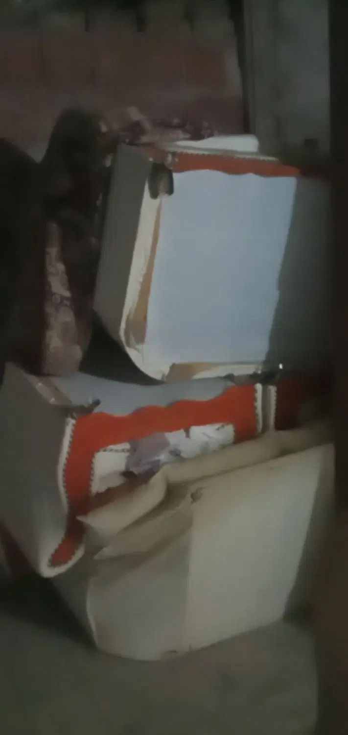 میز نهار خوری وسایل بازی بوفه سرخ کن مبل پمپ کولر|مبلمان خانگی و میز عسلی|شیروان (خراسان), |دیوار