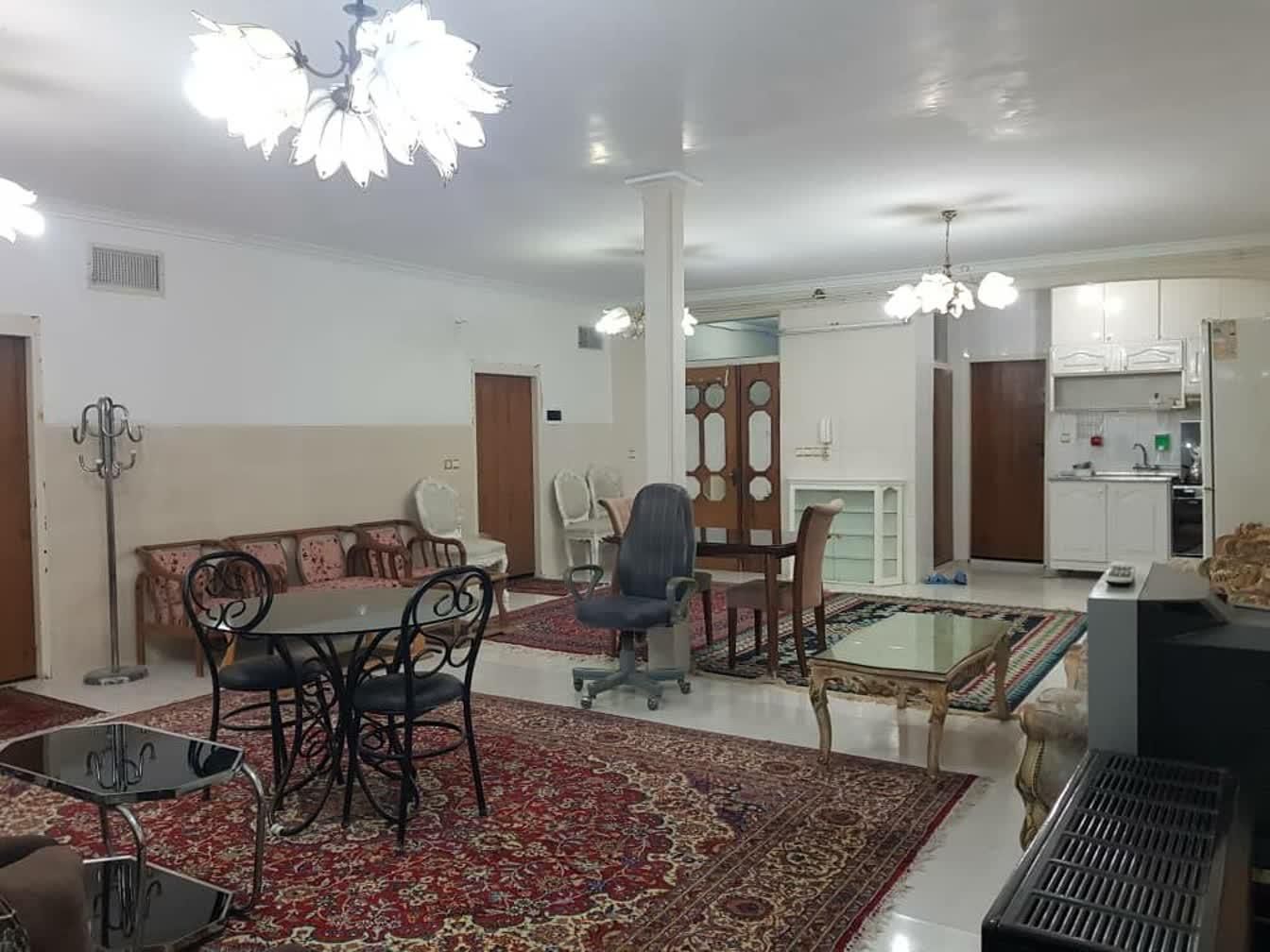 سوئیت ۲۰و۱۳۰متری مبله ، روزانه وماهانه بالاشهر|اجارهٔ کوتاهمدت آپارتمان و سوئیت|همدان, |دیوار