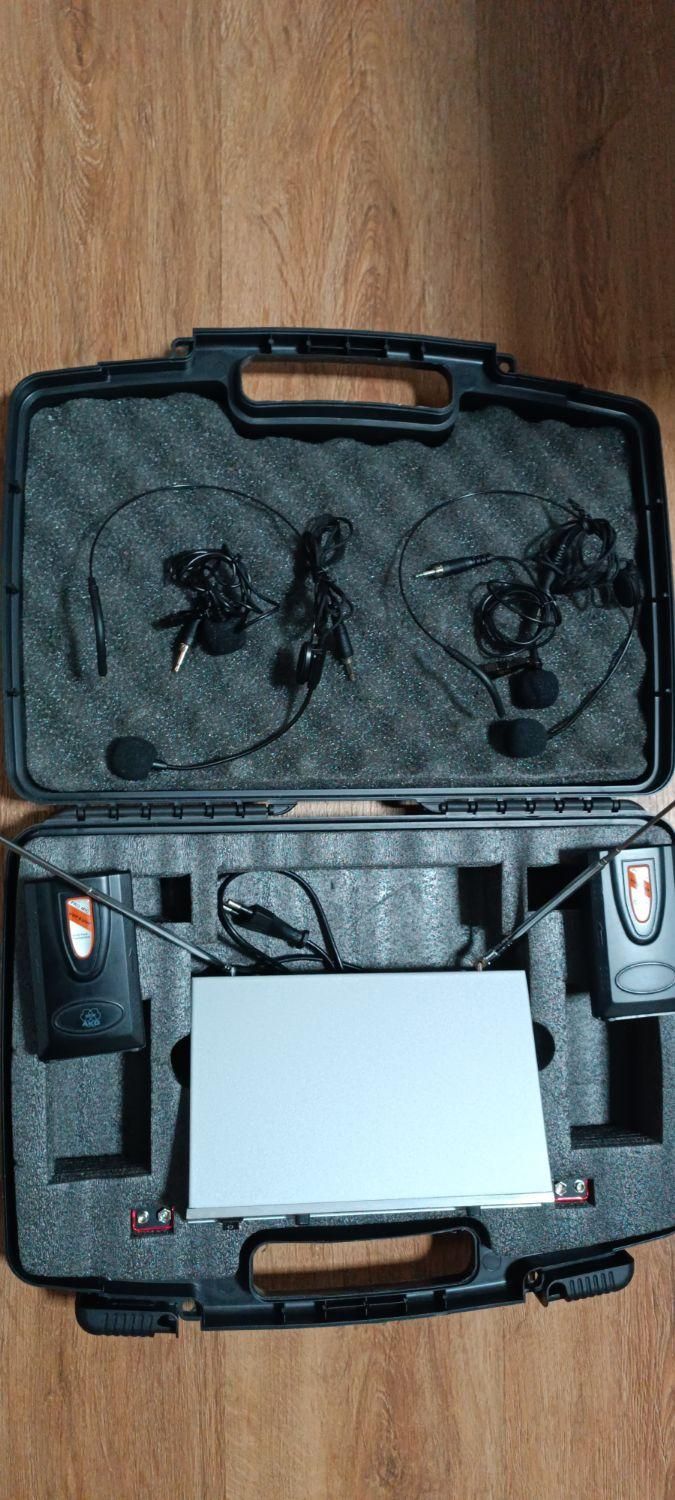 میکروفون هدمیک AKG بی سیم|صوتی و تصویری|کرج, فاز ۱ مهرشهر|دیوار