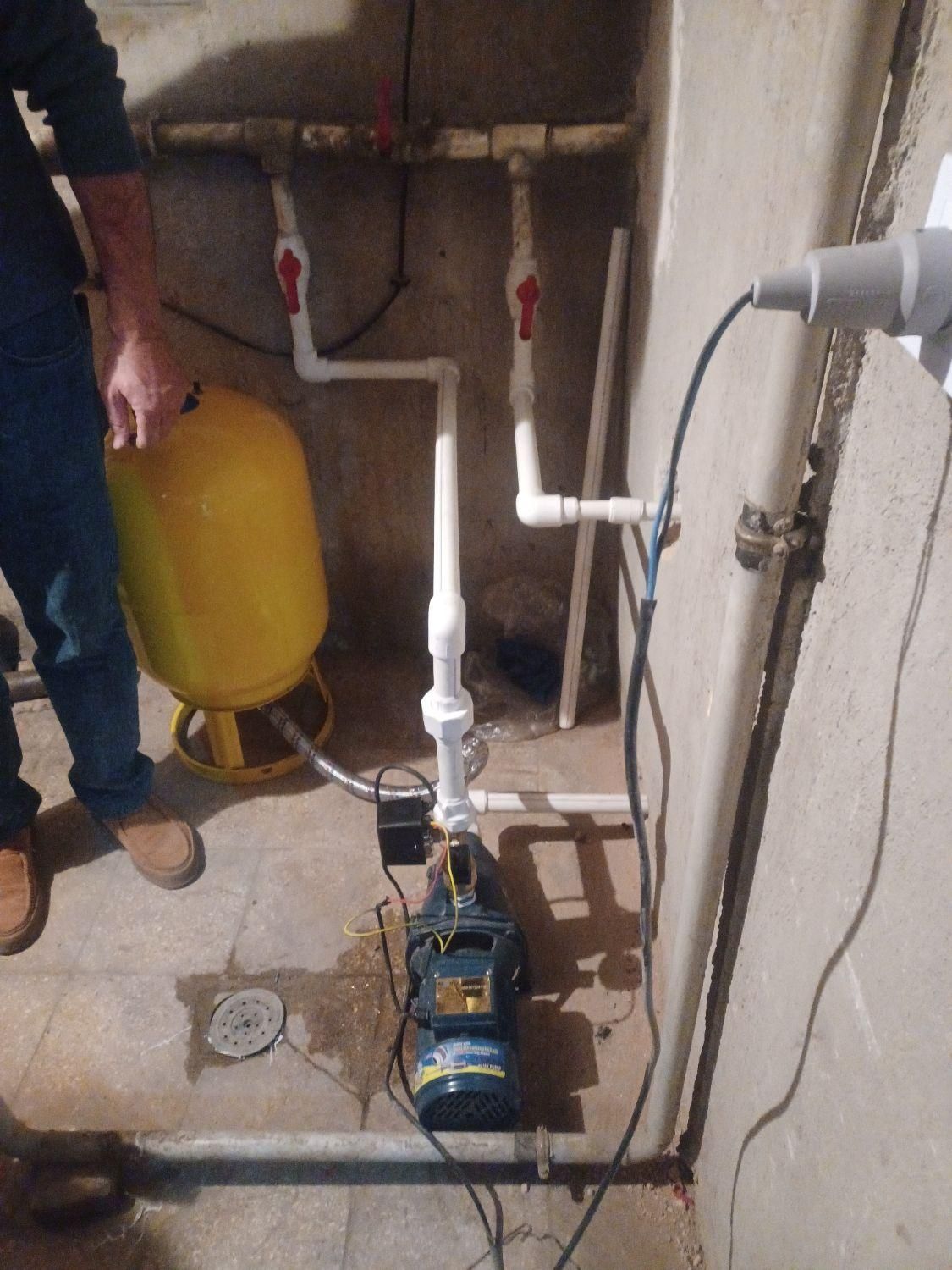 لوله کشی نصب تعمیرپمپ آب فرمانیه قیطریه ازگل تجریش|خدمات پیشه و مهارت|تهران, فرمانیه|دیوار