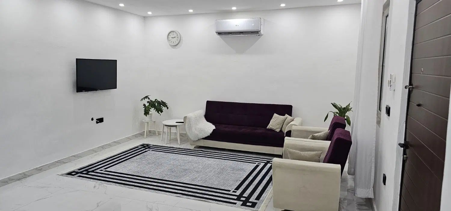 ویلا دوخواب در منطقه ازاد انزلی حسن رود (مالک)|اجارهٔ کوتاه‌مدت ویلا و باغ|بندر انزلی, لیچارگی حسن رود|دیوار