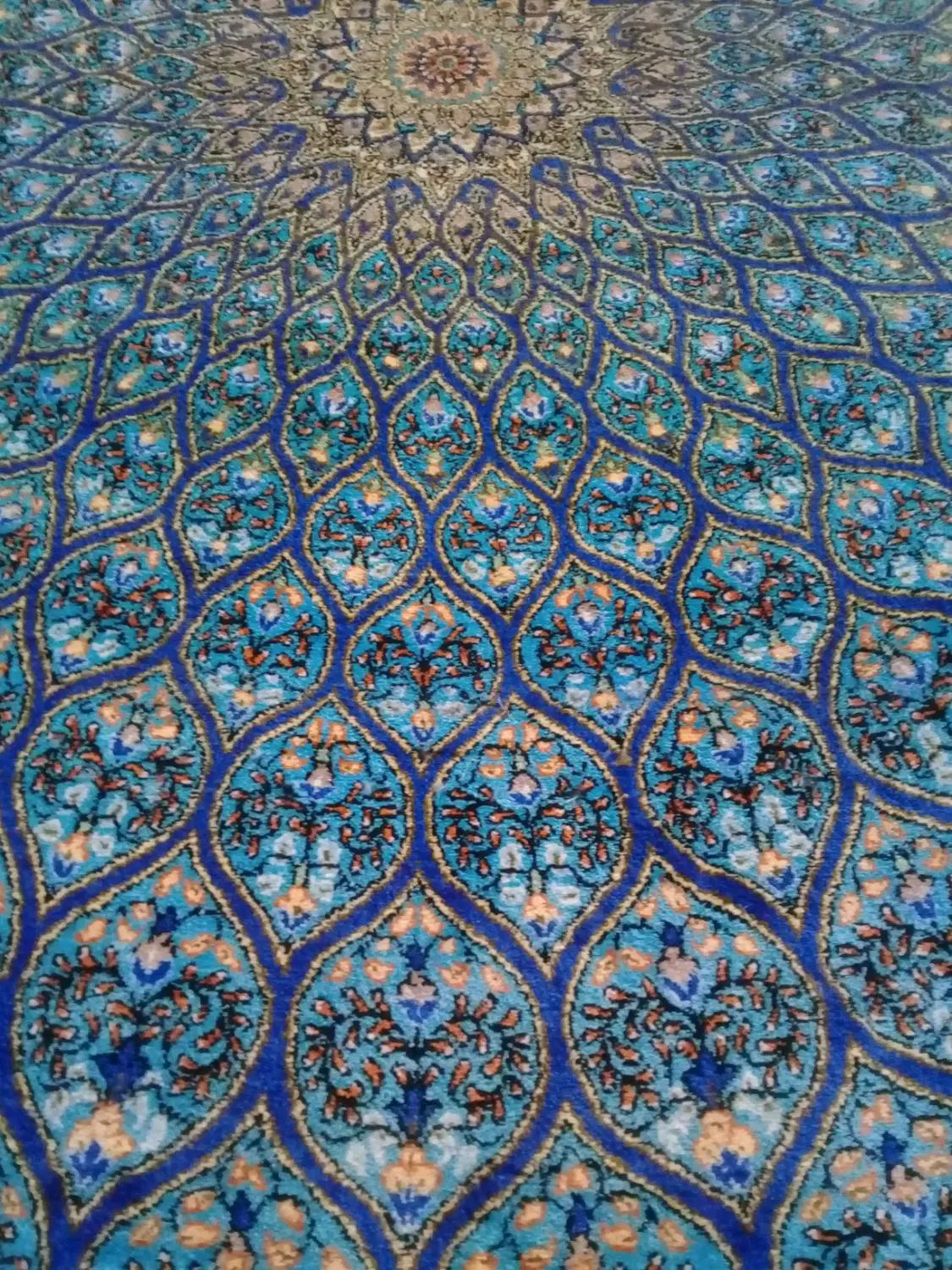 فرش دستباف گنبدی آبی فیروزه‌ای، کیفیت بی‌نظیر|فرش|زنجان, |دیوار