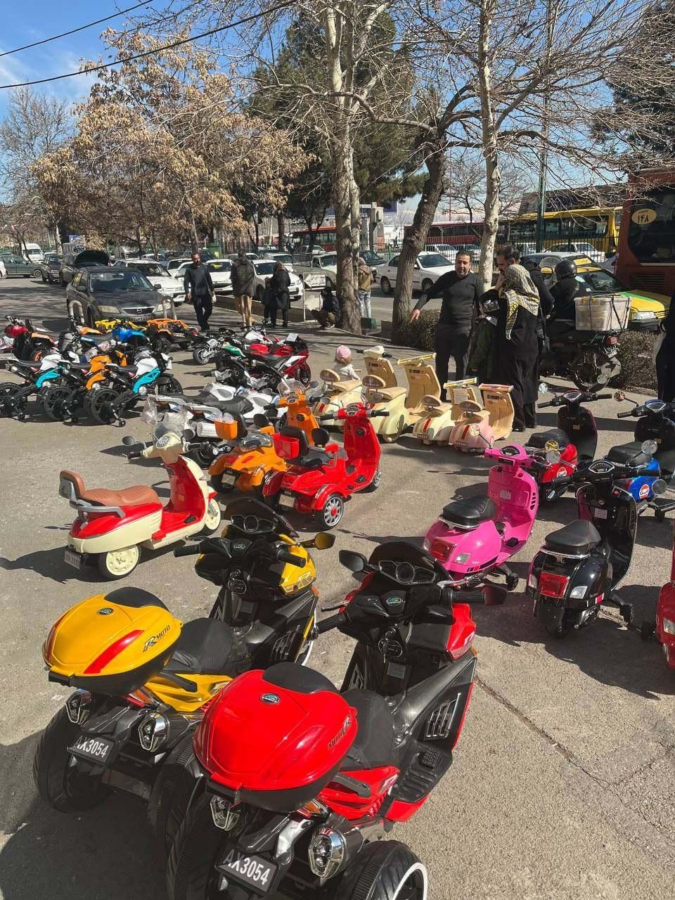 فروشگاه بزرگ ماشین شارژی اقساط بدون پیش پرداخت|اسباب‌‌بازی|آبگرم, |دیوار