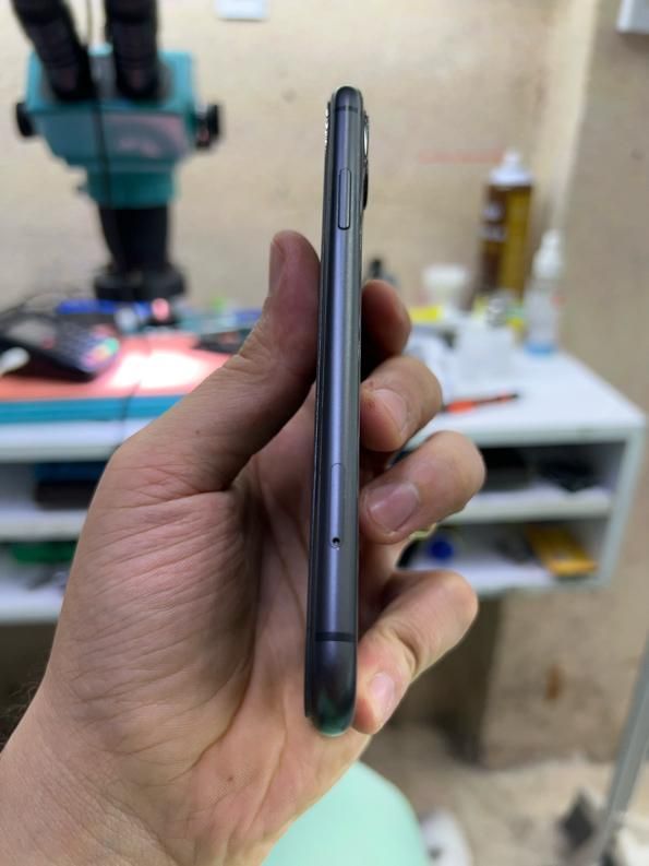 اپل iPhone 11 با حافظهٔ ۱۲۸ گیگابایت|موبایل|رشت, بازار|دیوار