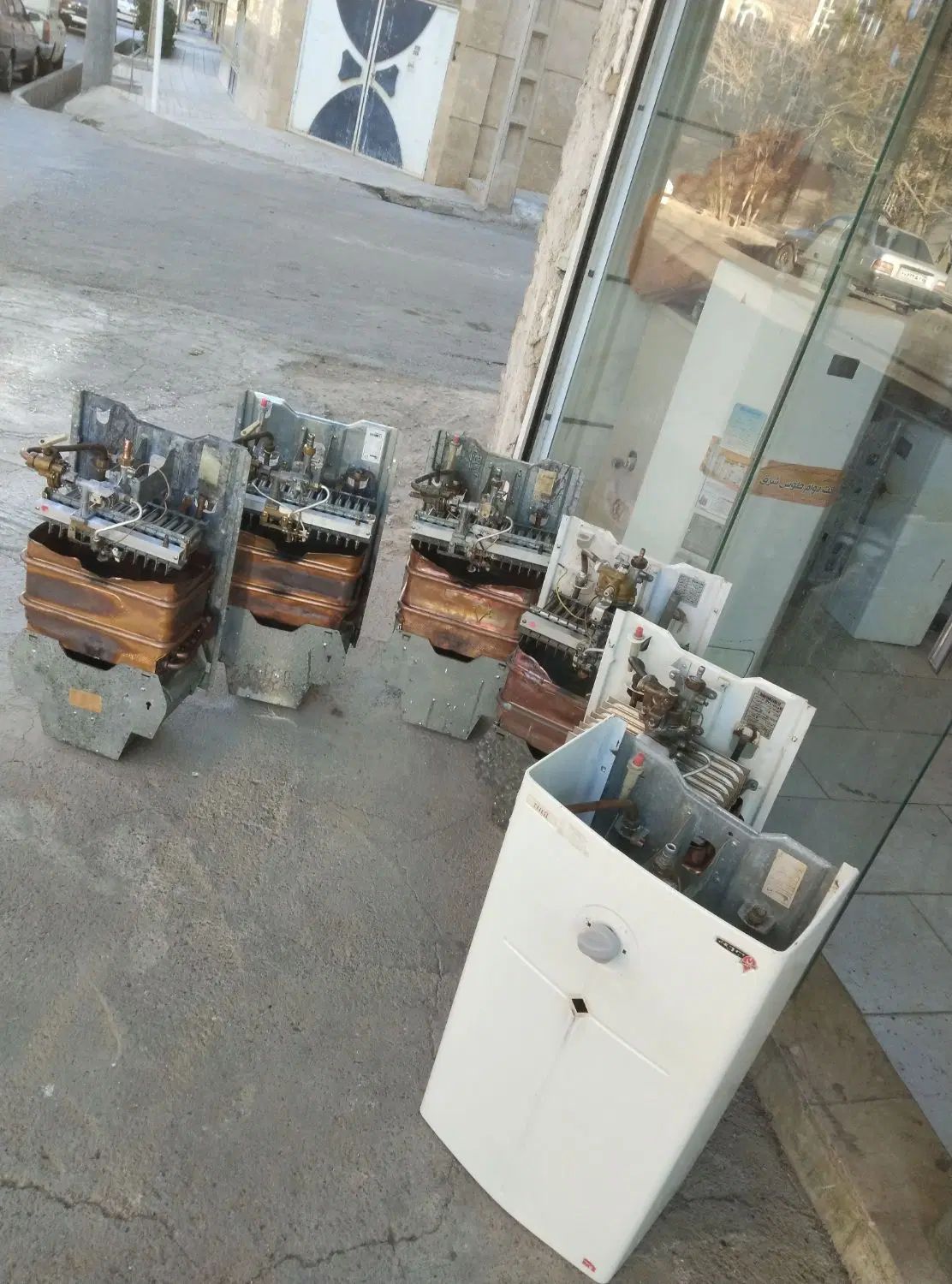 ابگرمکن رادیاتی بوتان 3115 از 3500تا 6تومن موجوده|آبگرمکن، پکیج، شوفاژ|مشهد, سرافرازان|دیوار