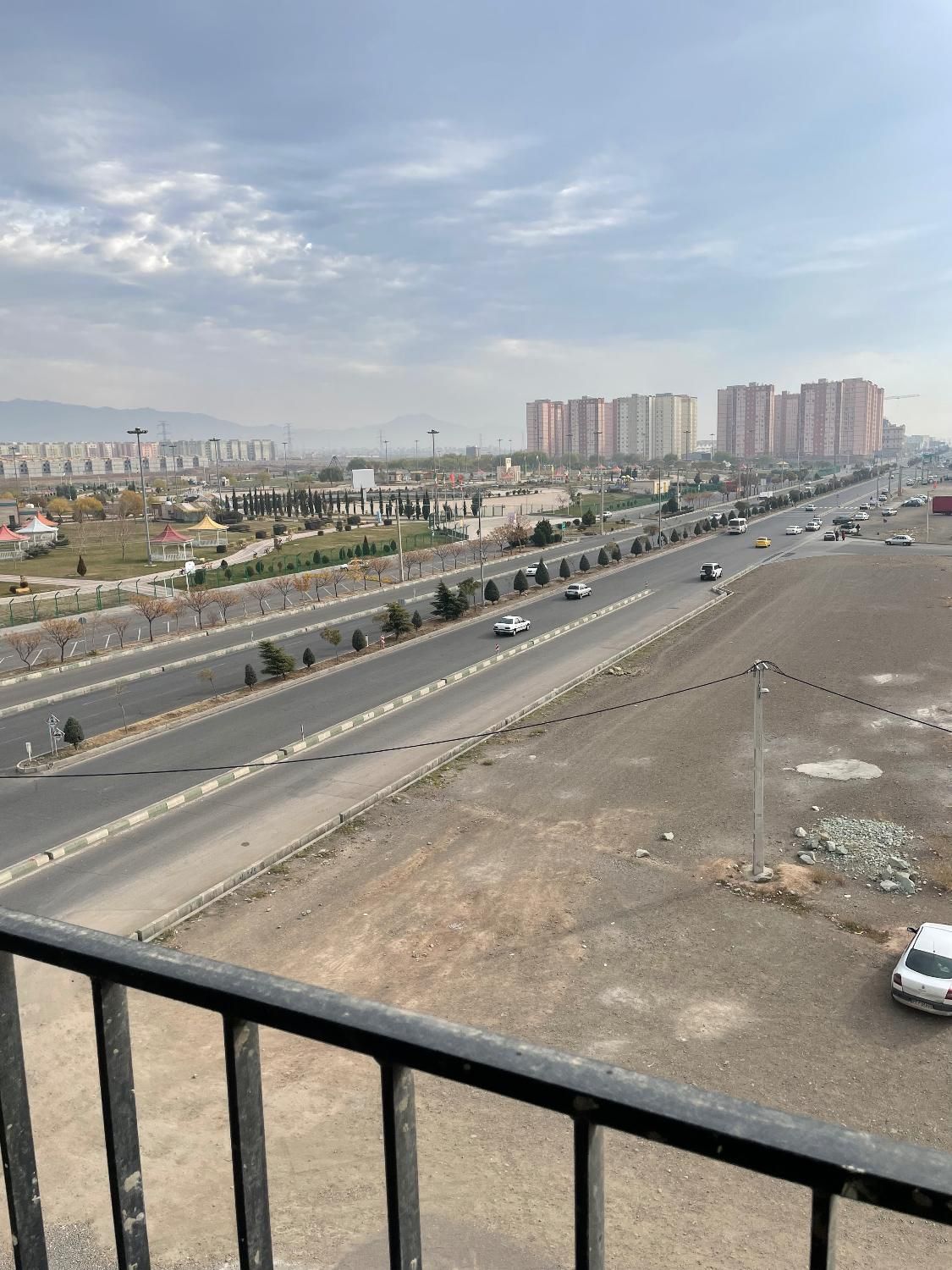 واحد اداری بلوار اصلی مهرگان|فروش دفتر کار، اتاق اداری، مطب|محمدیه-قزوین, |دیوار