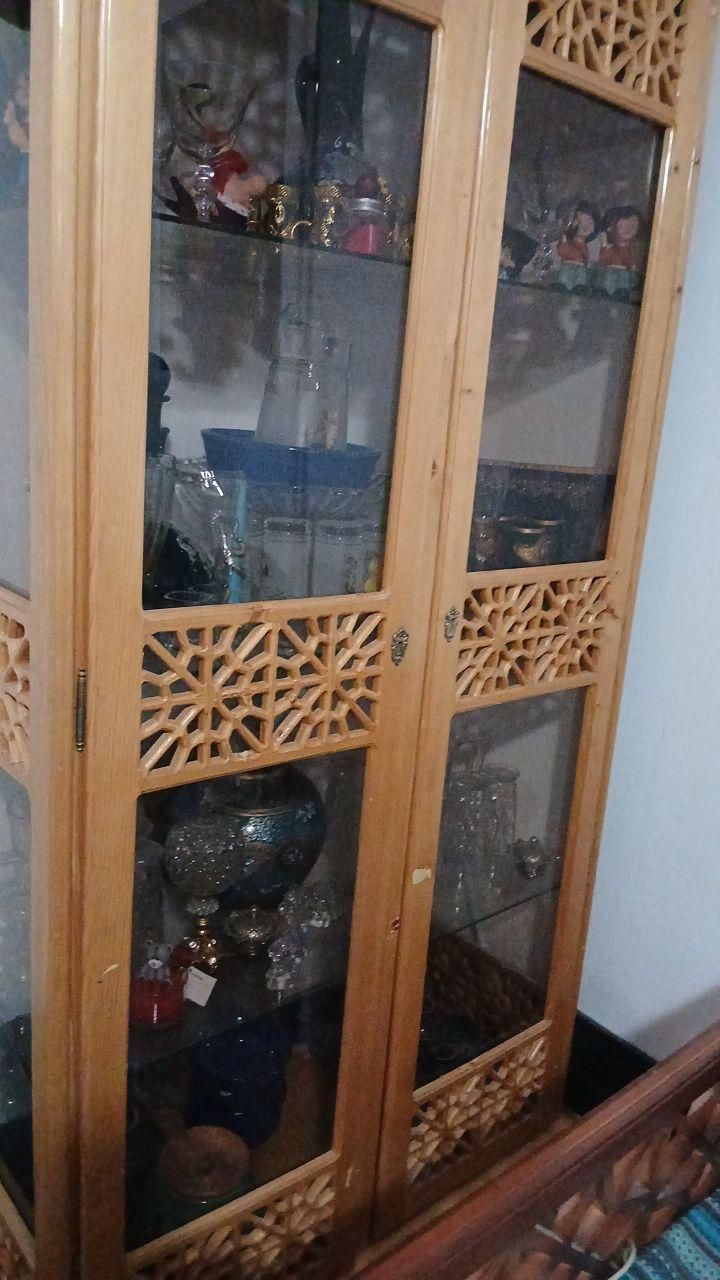 وسایل منزل نونودوعددبوفه ودراورو|جاکفشی، کمد، دراور|بروجرد, |دیوار