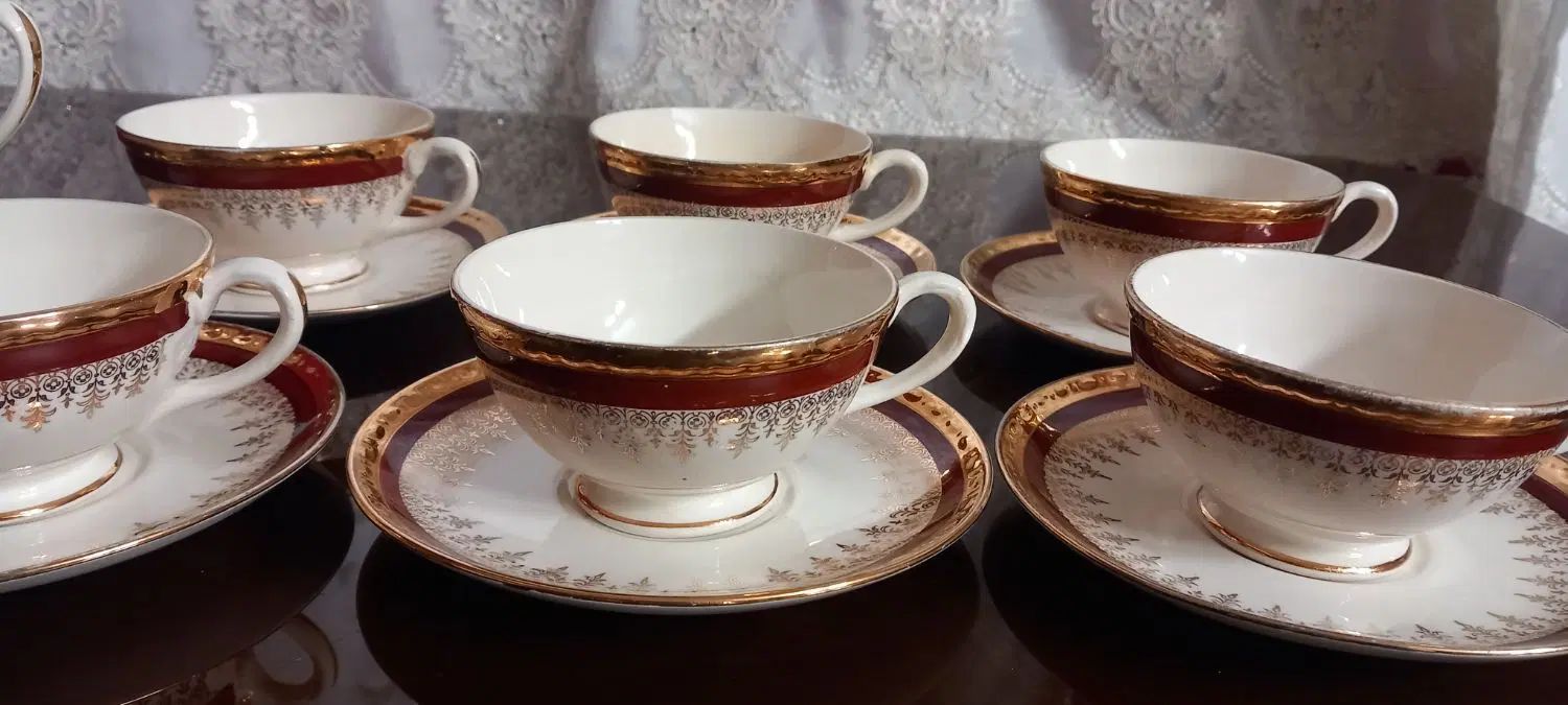 ۶ فنجان و ۶ نعلبکی چایی خوری با قندان ۸۰ ساله|کلکسیون اشیاء عتیقه|تهران, سنائی|دیوار