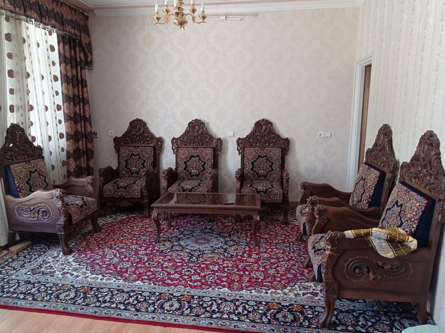 اجاره روزانه خانه سوئیت مبله منزل مبله واحد مبله|اجارهٔ کوتاه‌مدت آپارتمان و سوئیت|کرمان, |دیوار