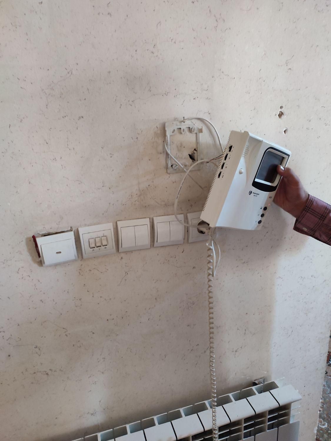 برق.برقکار دقیق و حرفه ای برای ساختمان کلی و جزئی|خدمات پیشه و مهارت|بیرجند, |دیوار