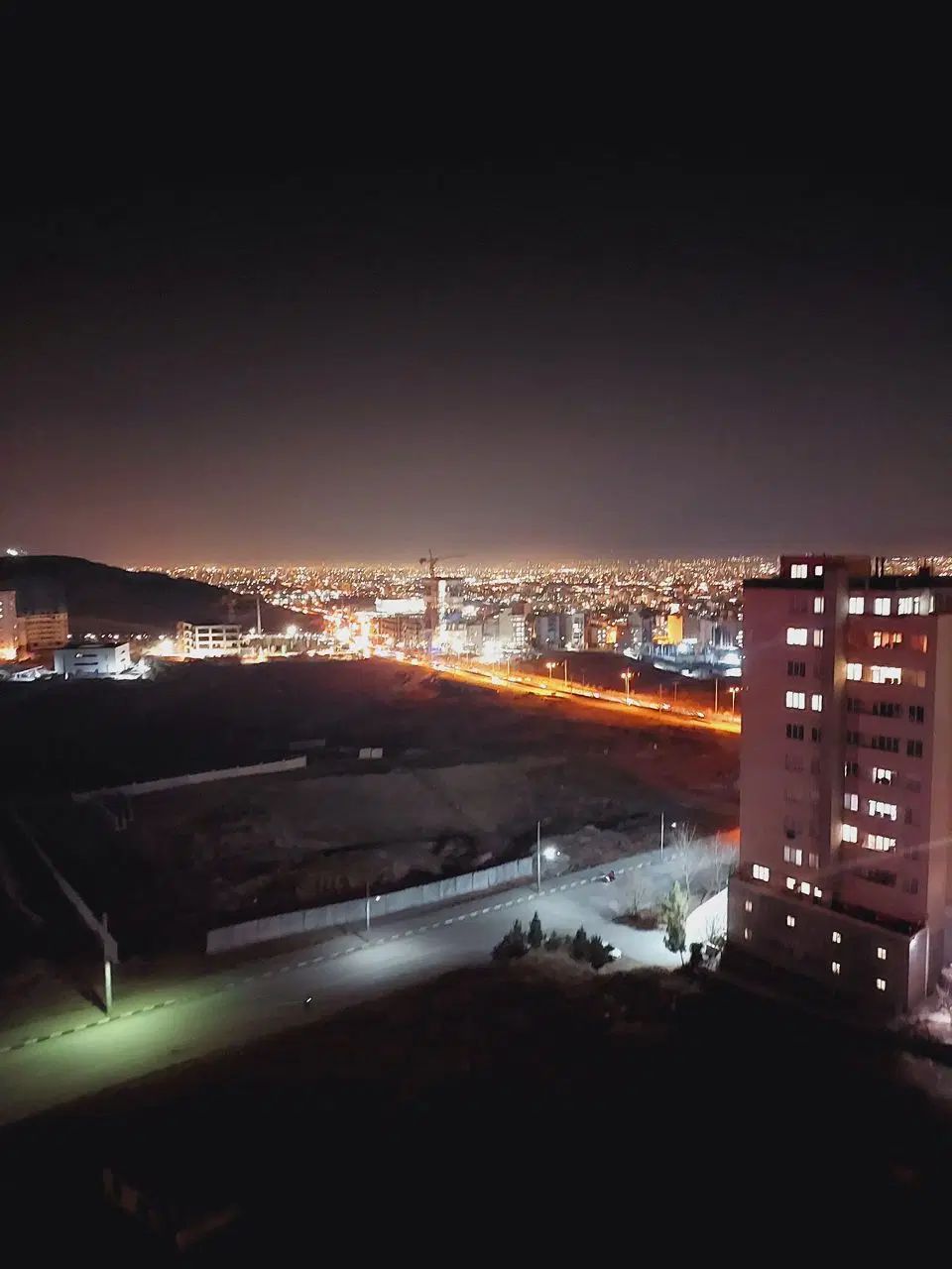 آپارتمان ۹۰متر نماز۲۸ برج الماس نمای زیبای شهر|فروش آپارتمان|مشهد, آبادگران|دیوار