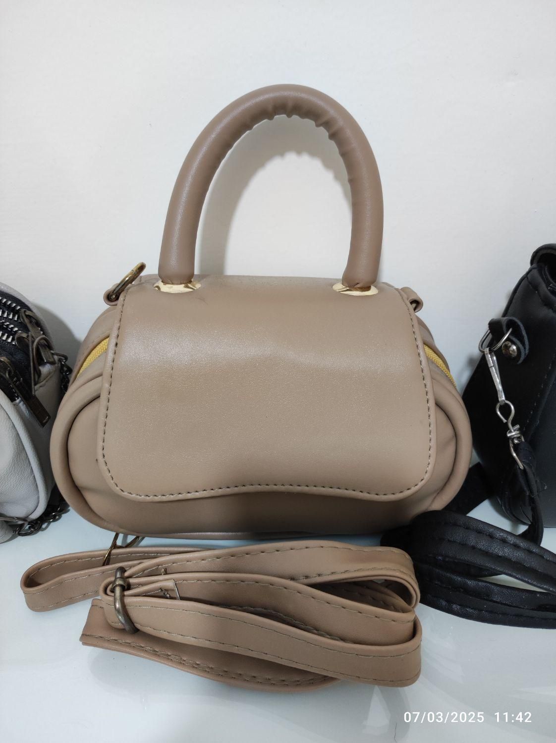 کیف دستی و دوشی|کیف، کفش، کمربند|زنجان, |دیوار