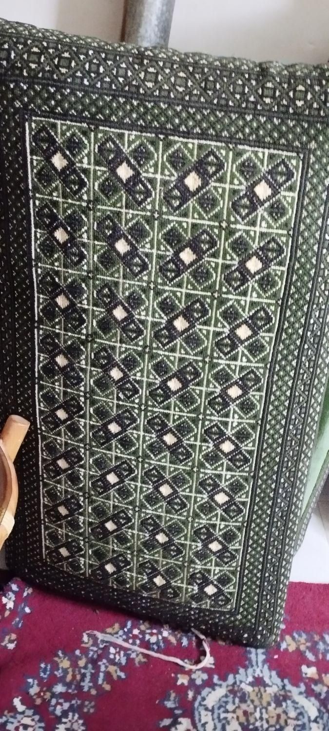 پشتی یه جفت درحدنو|پشتی|رودسر, |دیوار