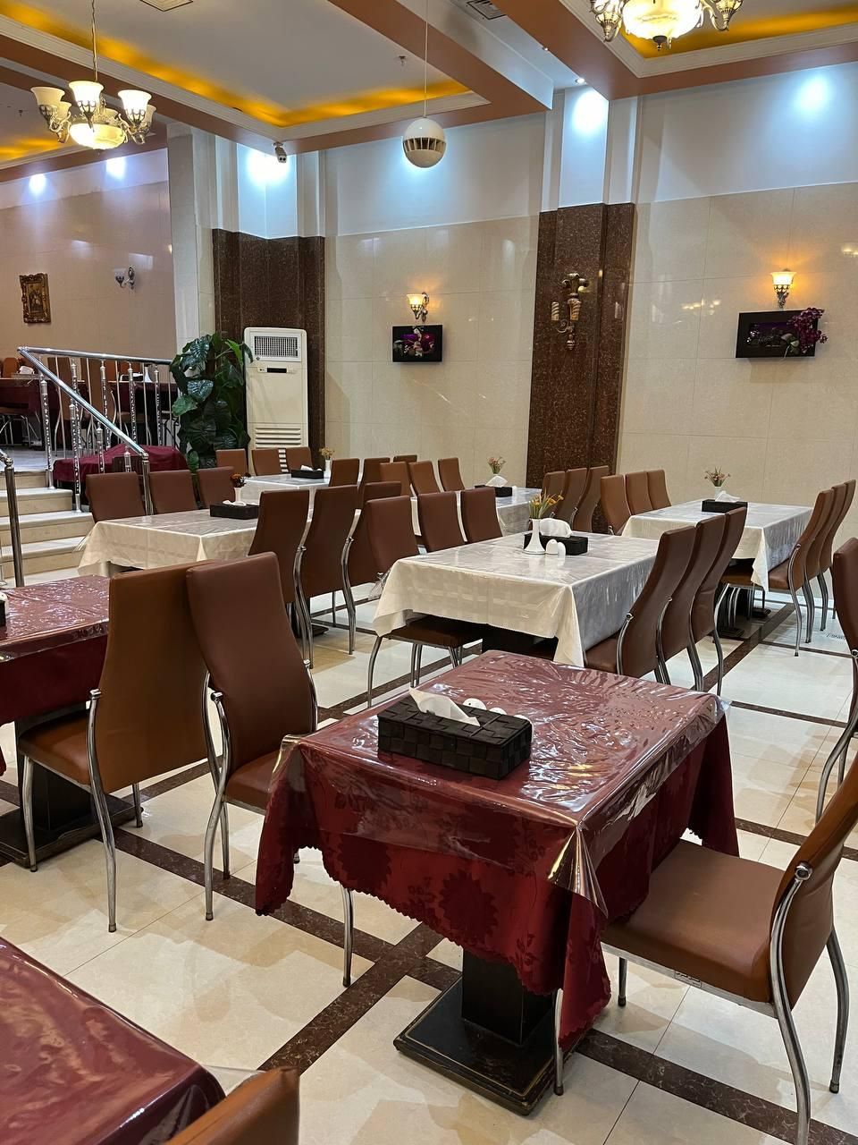 هتل نوساز نزدیک حرم با صبحانه و شام|تور و چارتر|رشت, انصاری|دیوار